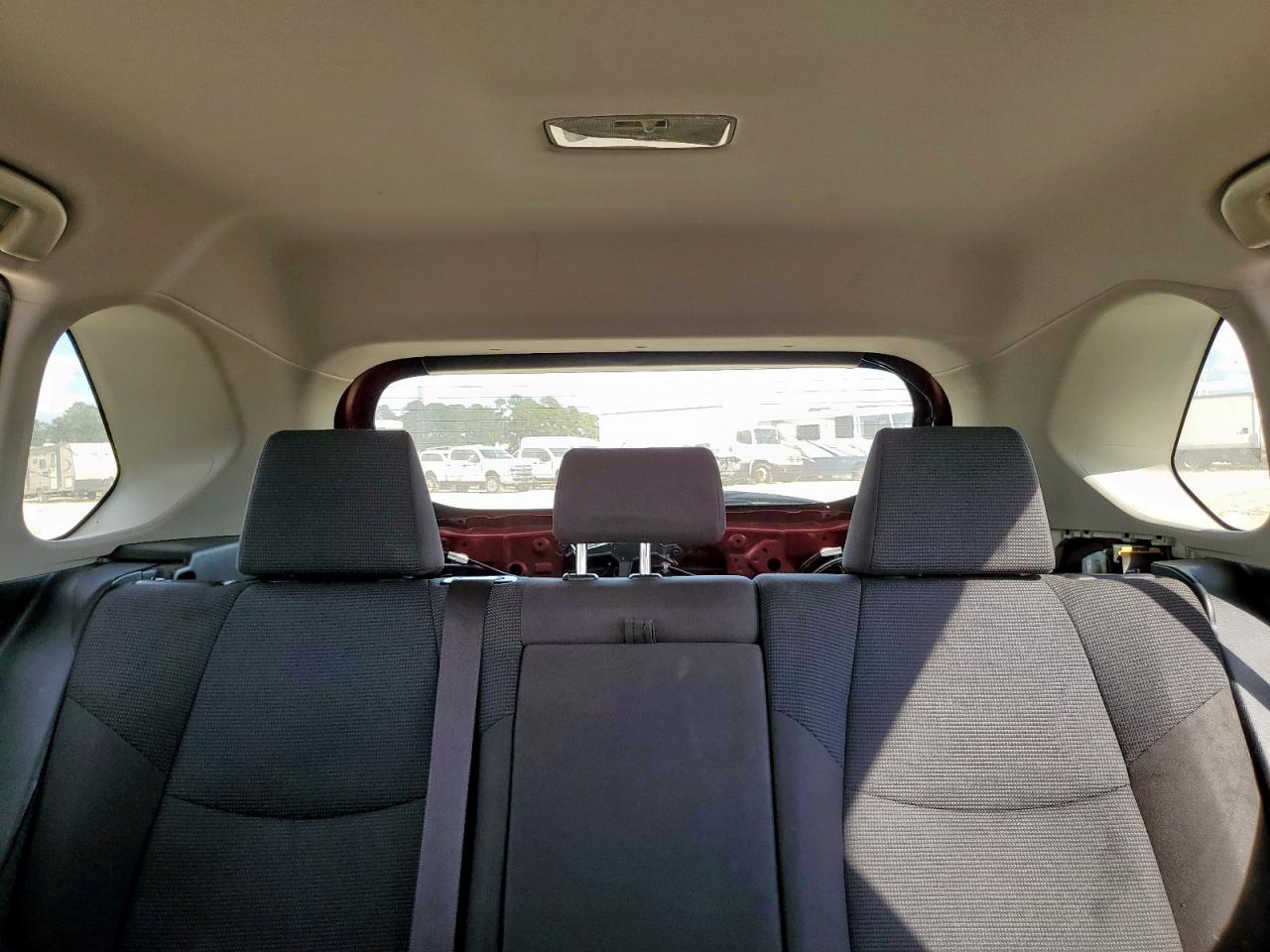 2019 Toyota Rav4 Le VIN: JTMH1RFVXKJ003928 Lot: 85883205