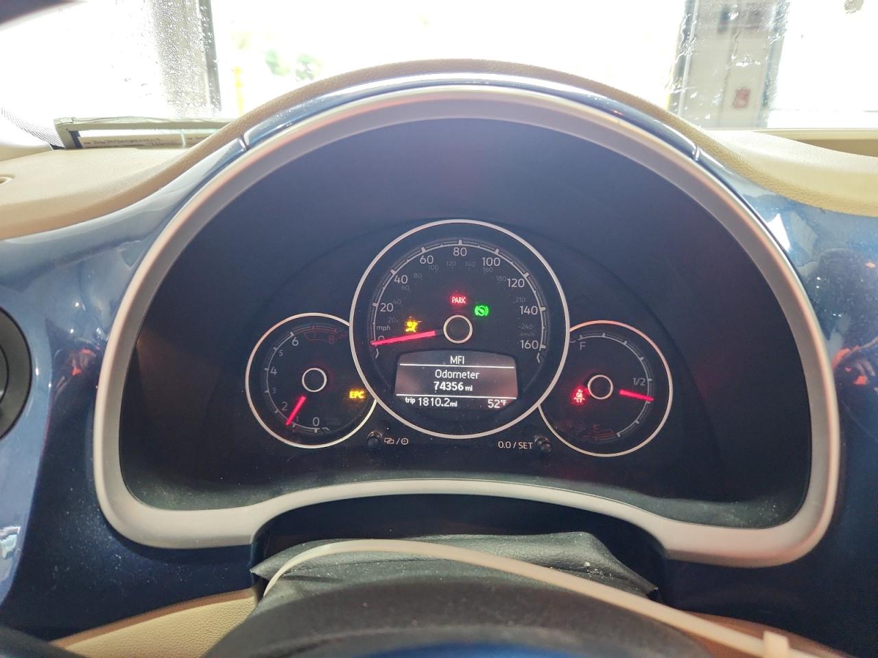 2018 Volkswagen Beetle Se VIN: 3VWJD7AT1JM725113 Lot: 89704835