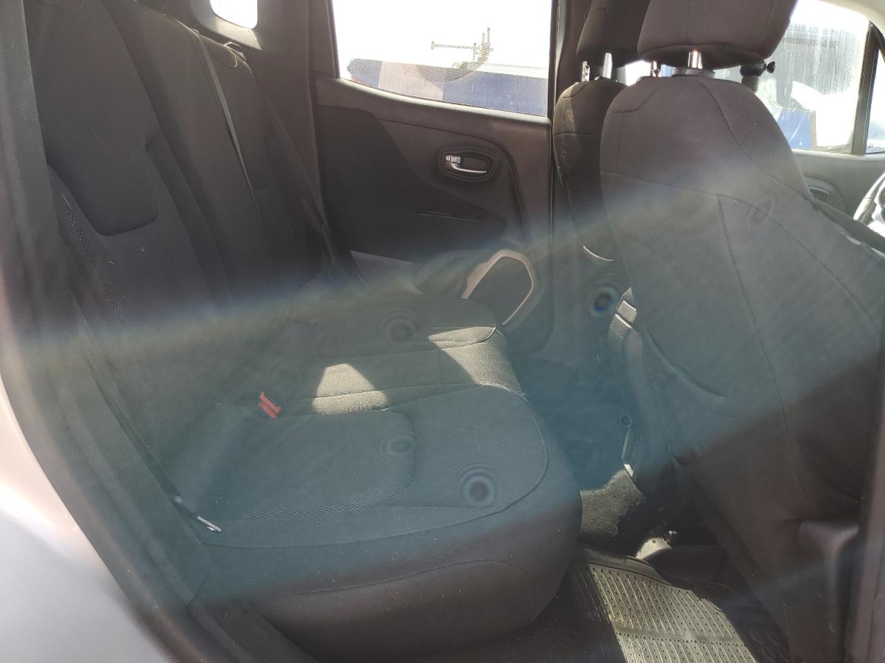 2017 Jeep Renegade Latitude VIN: ZACCJBBB5HPG33944 Lot: 84521645