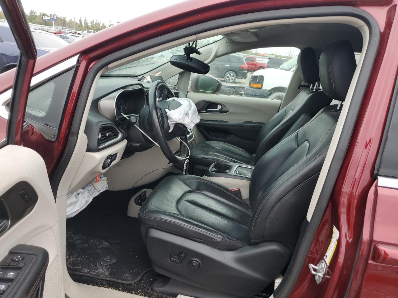 2020 Chrysler Pacifica Touring L Plus VIN: 2C4RC1EG2LR123822 Lot: 90518805