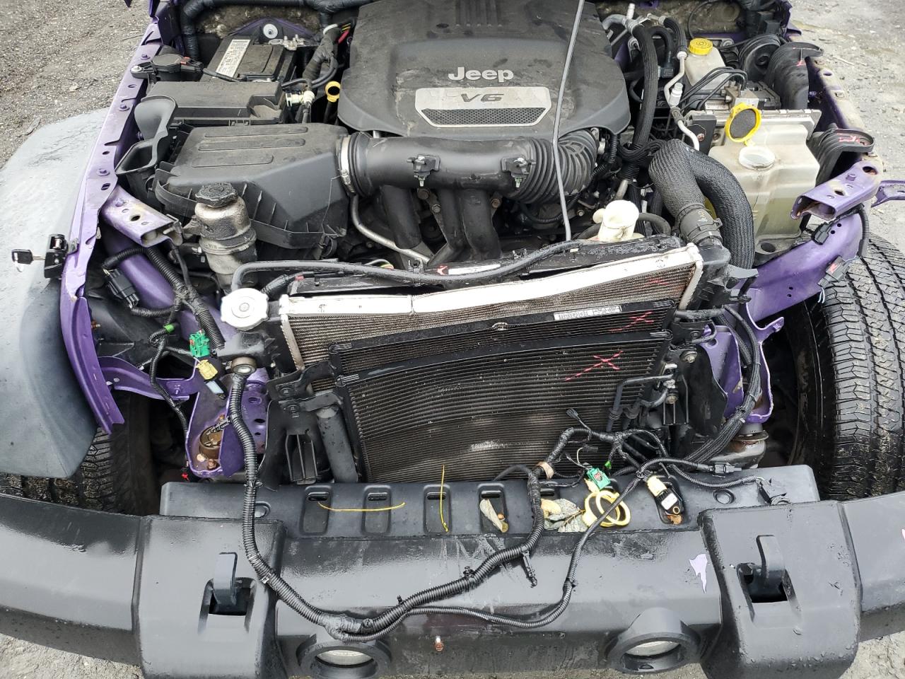 2017 Jeep Wrangler Unlimited Sport VIN: 1C4BJWDGXHL642977 Lot: 85003995