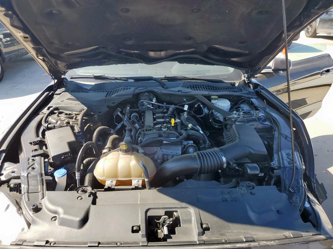 2022 Ford Mustang VIN: 1FATP8UH4N5102411 Lot: 86160465