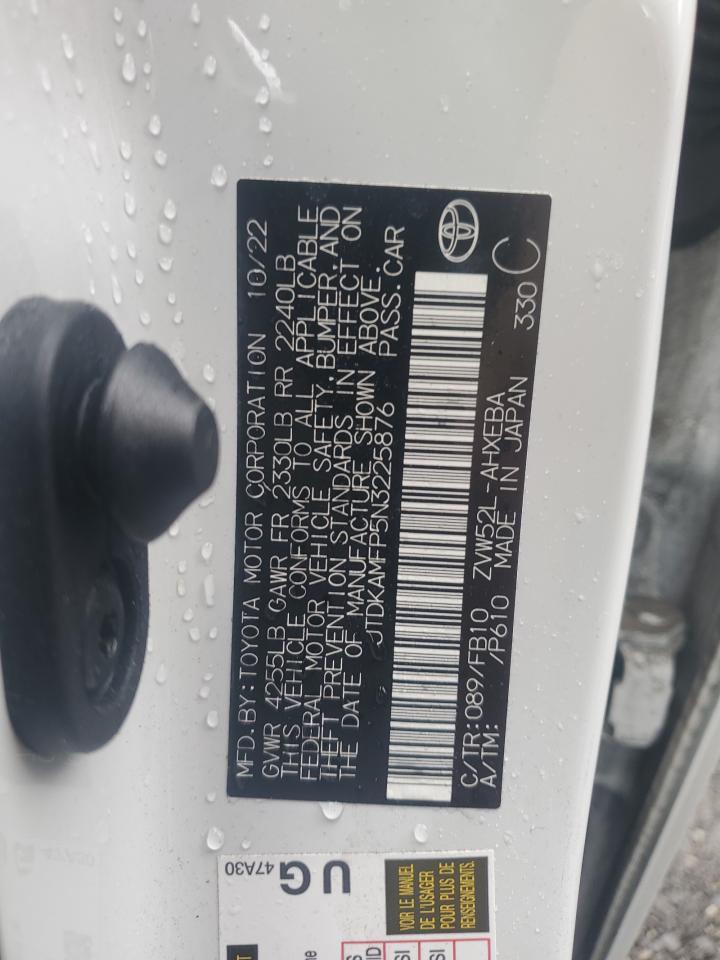 2022 Toyota Prius Prime Le VIN: JTDKAMFP5N3225876 Lot: 86515265