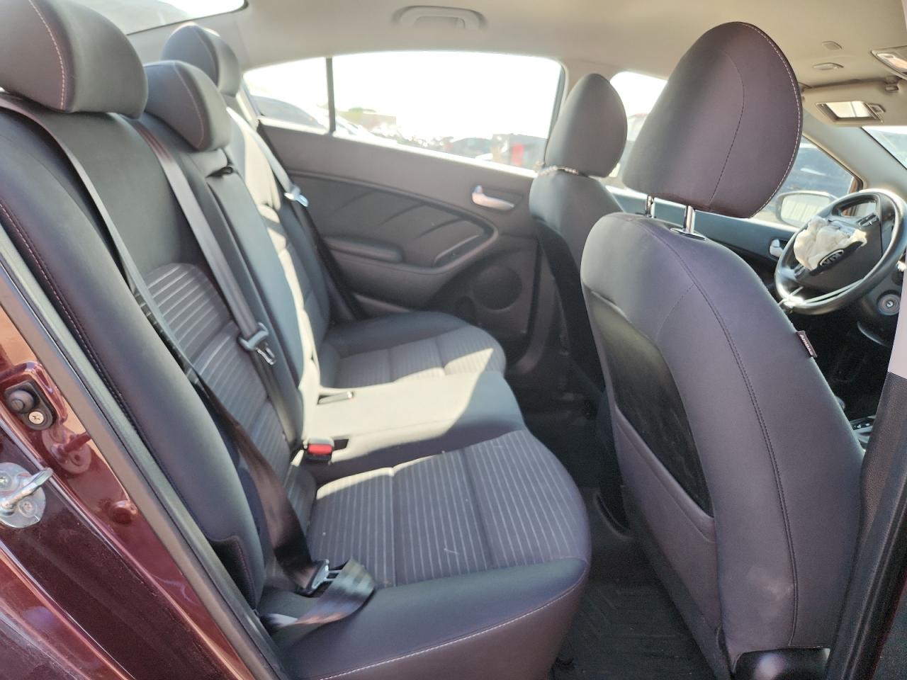 2018 Kia Forte Lx VIN: 3KPFL4A78JE248932 Lot: 85007955