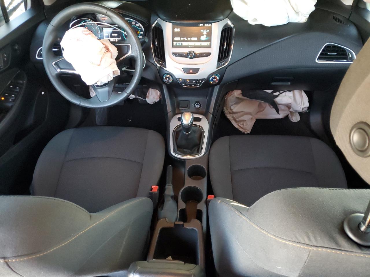 2018 Chevrolet Cruze Ls VIN: 1G1BB5SM2J7108167 Lot: 85576675