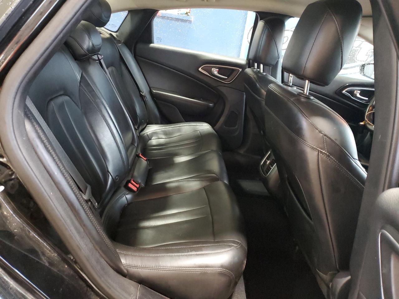 2015 Chrysler 200 C VIN: 1C3CCCEG9FN556741 Lot: 90499715