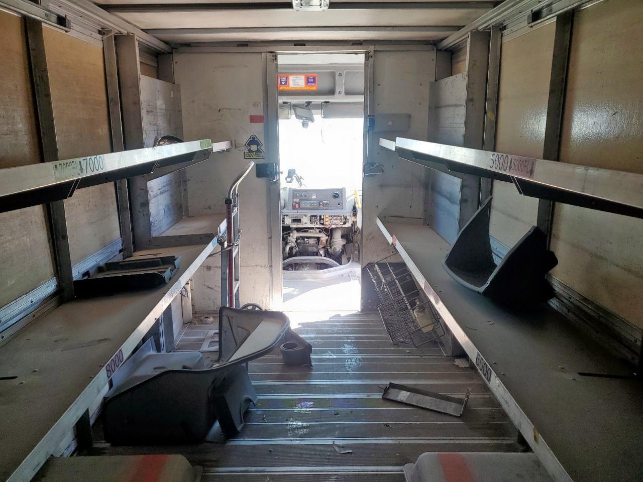 2013 Isuzu Npr Hd Delivery Van VIN: JALB4T175D7W01037 Lot: 87365735