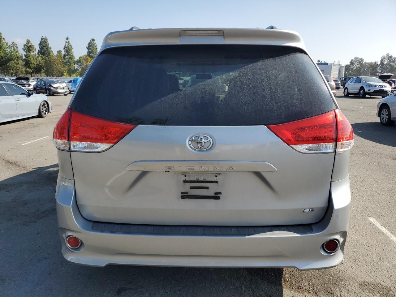 2012 Toyota Sienna Sport VIN: 5TDXK3DC0CS189796 Lot: 81947625