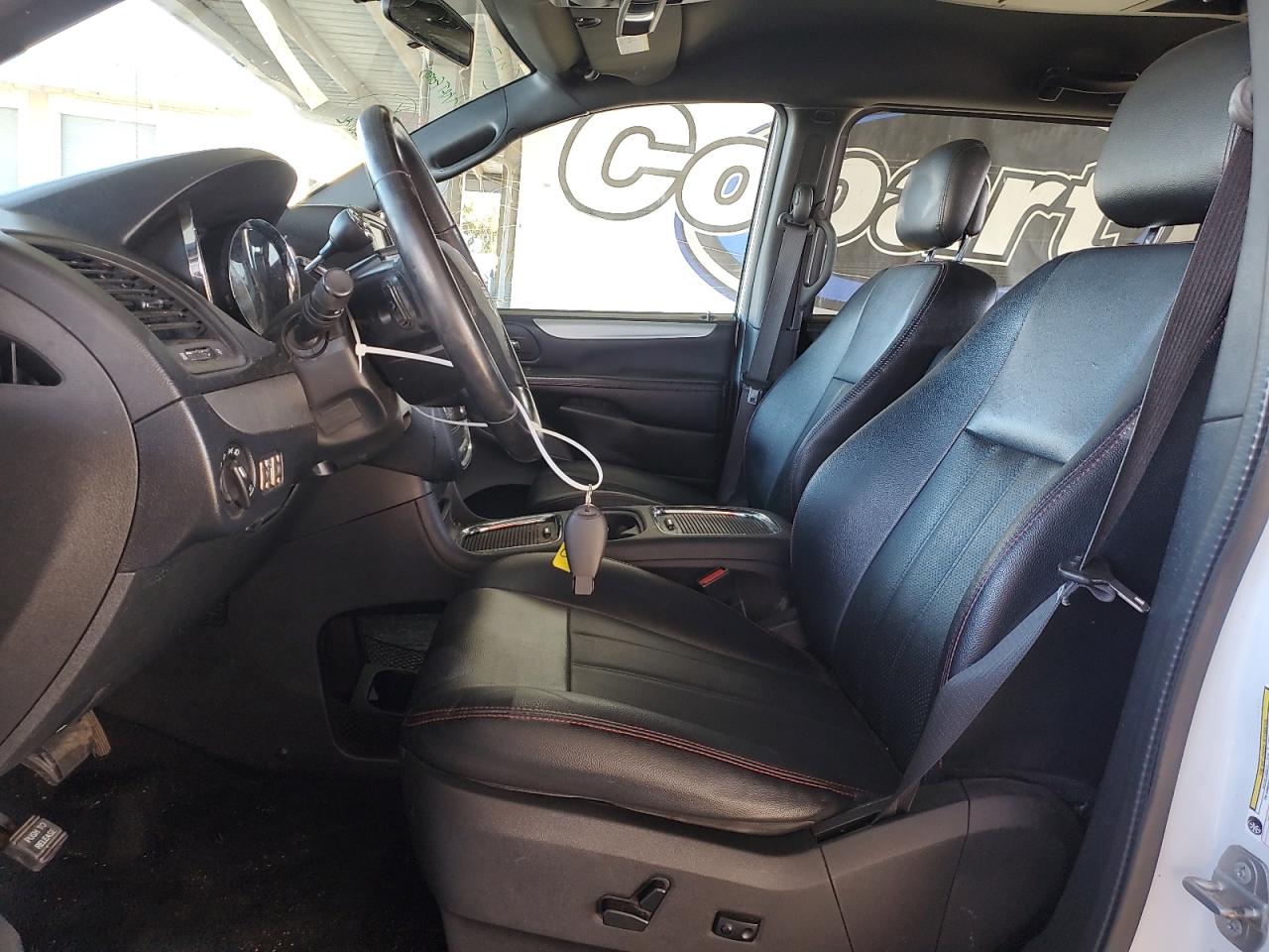 2016 Dodge Grand Caravan R/T VIN: 2C4RDGEG5GR264793 Lot: 89693825