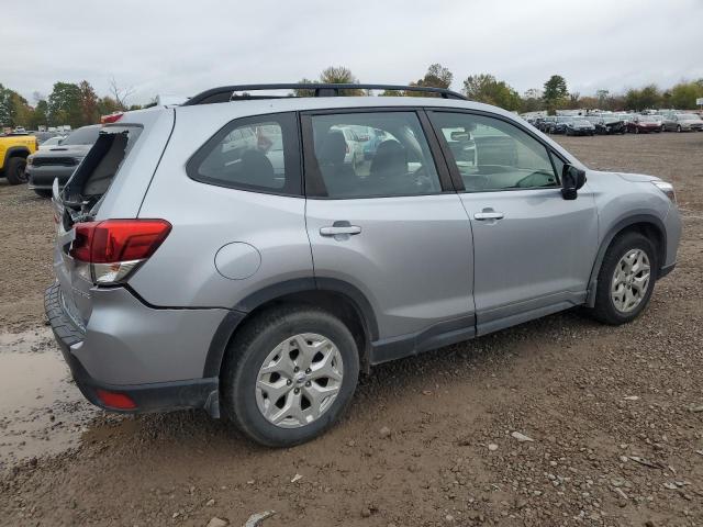  SUBARU FORESTER 2020 Серебристый