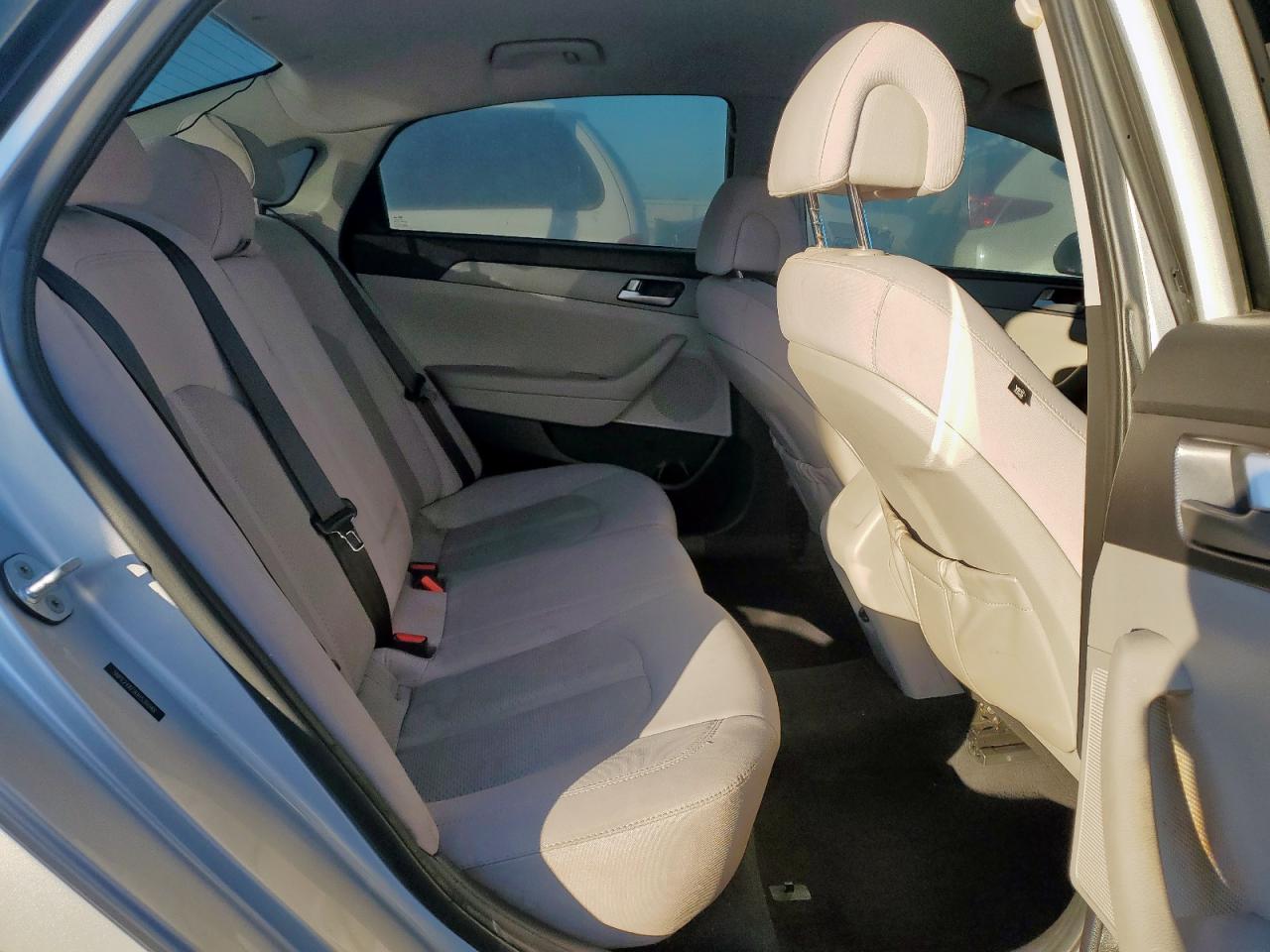 2017 Hyundai Sonata Se VIN: 5NPE24AF9HH536048 Lot: 82222435