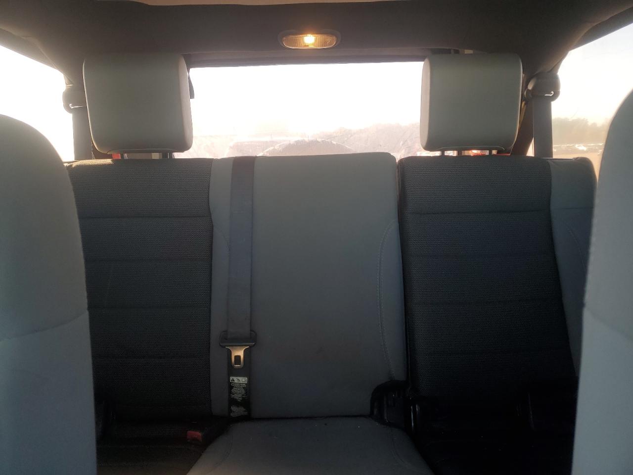 2007 Jeep Wrangler X VIN: 1J4GA39197L122660 Lot: 84707465