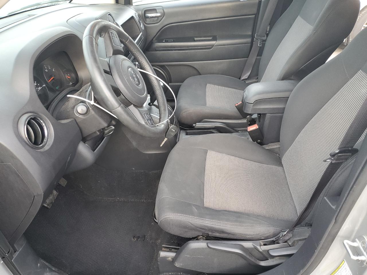 2011 Jeep Compass Sport VIN: 1J4NT1FA7BD267483 Lot: 85316875