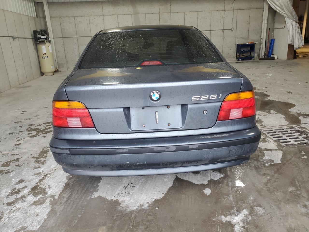 2000 BMW 528 I Automatic VIN: WBADM6349YGU25143 Lot: 90637955