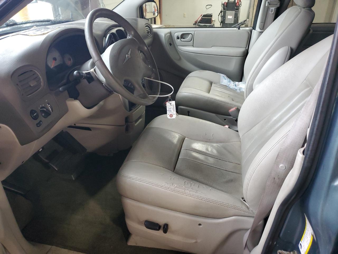 2006 Chrysler Town & Country Touring VIN: 2A8GP54L56R775638 Lot: 86518295