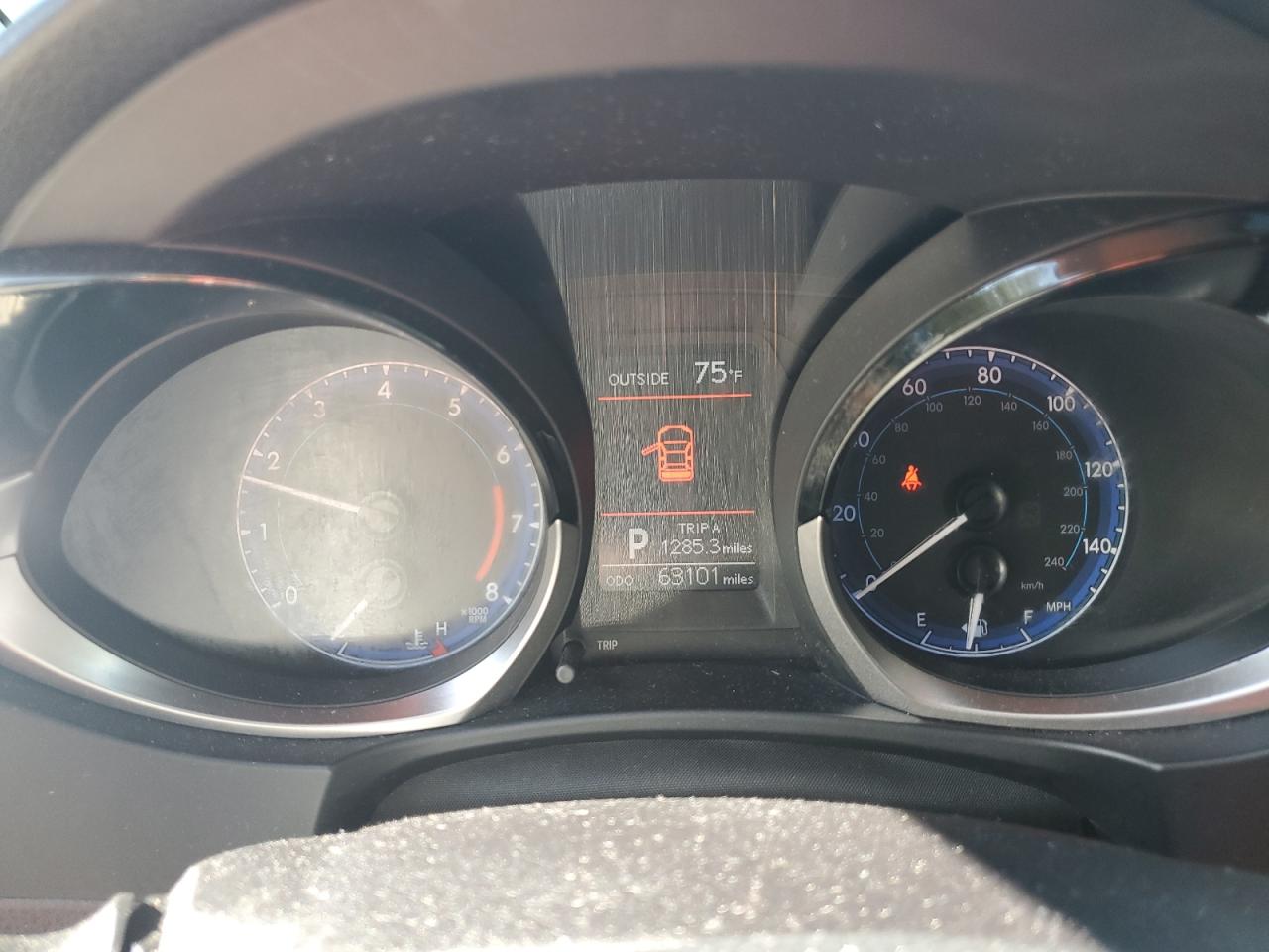 2015 Toyota Corolla L VIN: 5YFBURHE0FP337431 Lot: 84889105