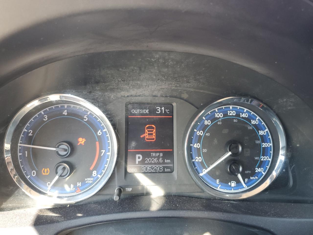 2018 Toyota Corolla Le Eco VIN: 5YFBPRHE3JP767275 Lot: 85144515