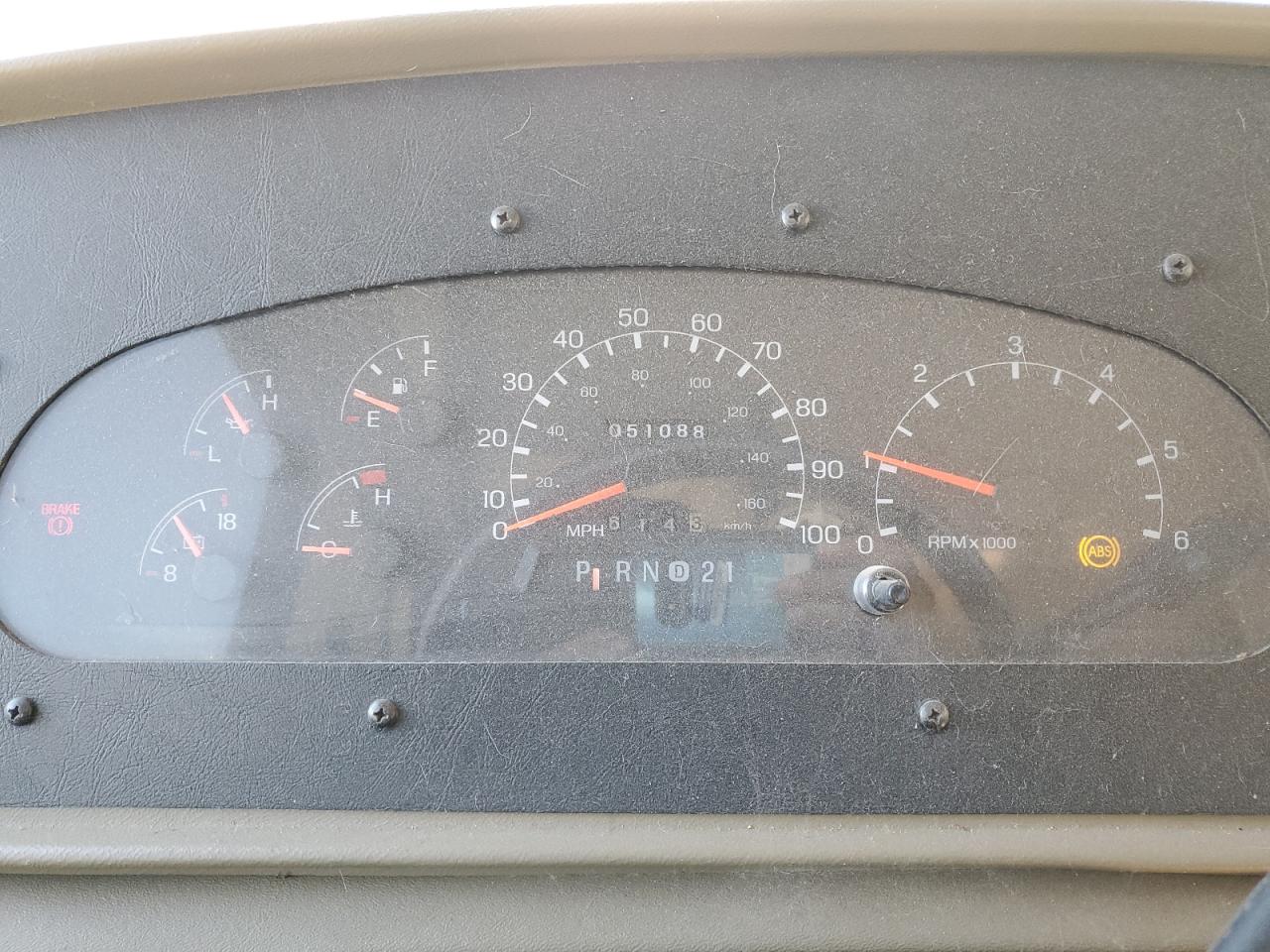 2002 Ford F550 Super Duty Stripped Chassis VIN: 1FCNF53SX20A04879 Lot: 90314985