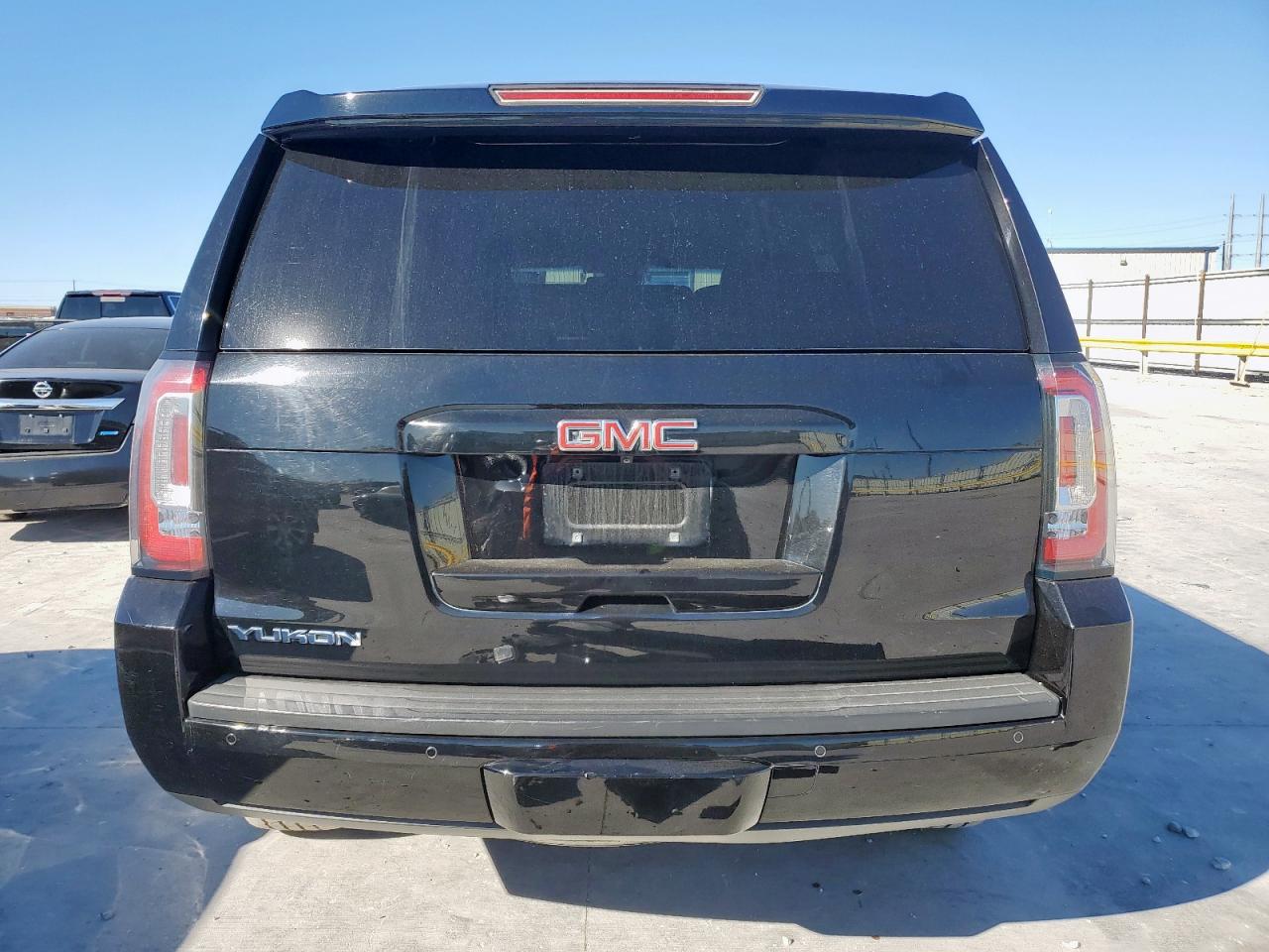 2015 GMC Yukon Sle VIN: 1GKS1AKC6FR671927 Lot: 90703845