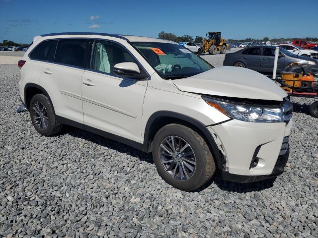  TOYOTA HIGHLANDER 2019 Белы