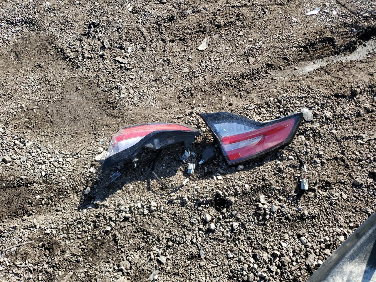 2020 Ford Edge Se VIN: 2FMPK3G92LBB19889 Lot: 82737295