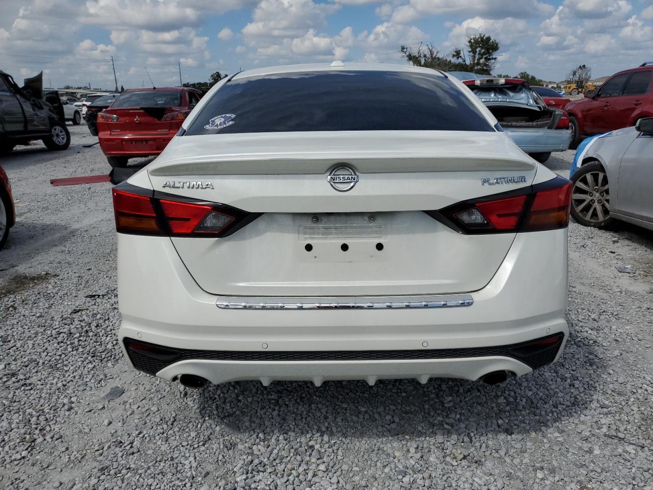 2020 Nissan Altima Platinum VIN: 1N4BL4FV1LC144983 Lot: 81921905