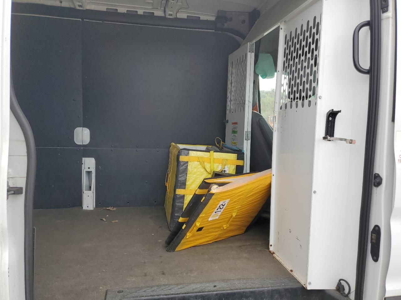 2019 Ford Transit T-150 VIN: 1FTYE2CM1KKB67831 Lot: 85543235