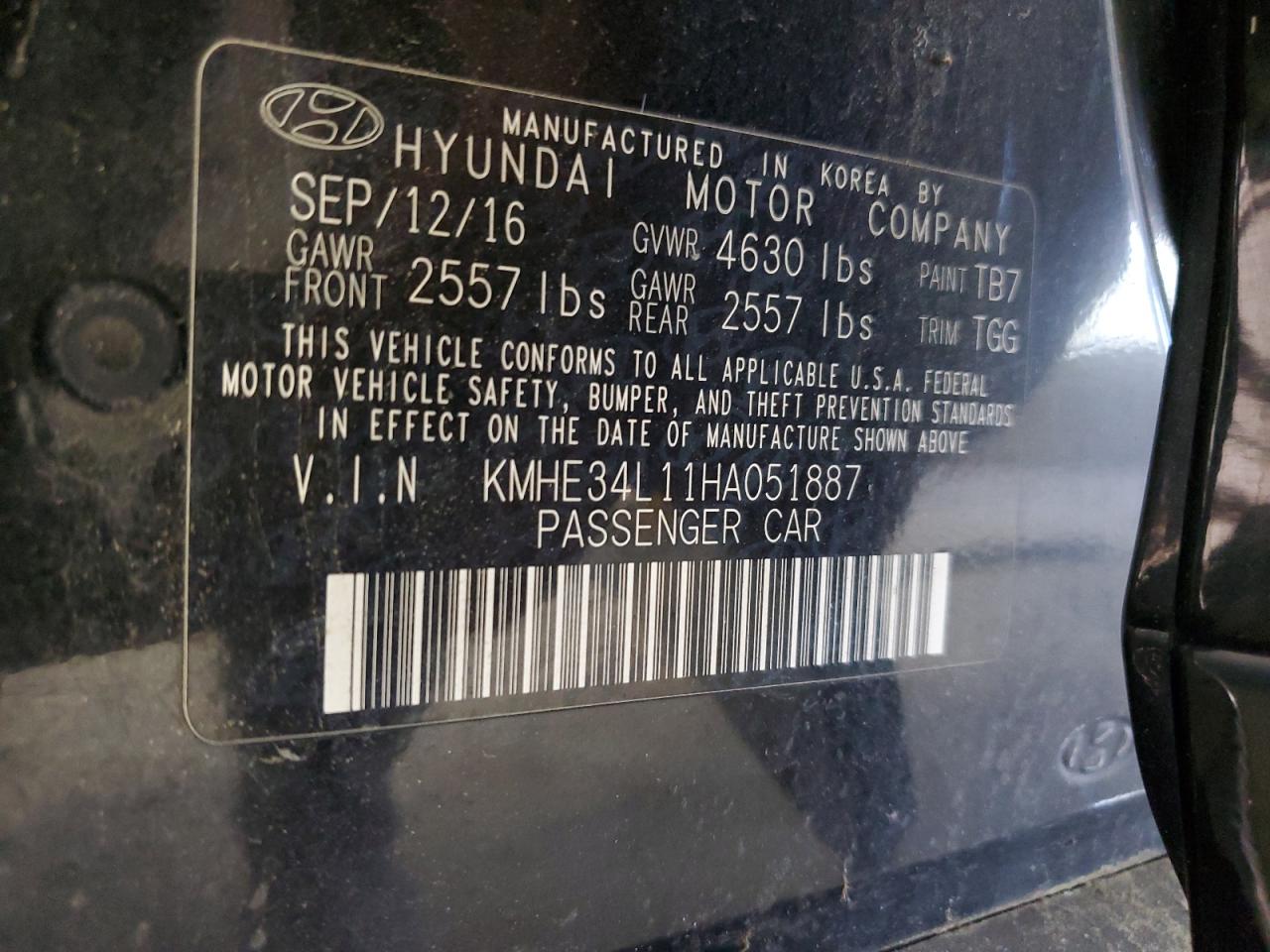 2017 Hyundai Sonata Hybrid VIN: KMHE34L11HA051887 Lot: 82402315