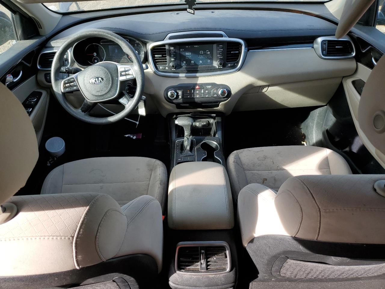 2020 Kia Sorento L VIN: 5XYPG4A37LG677152 Lot: 85120045