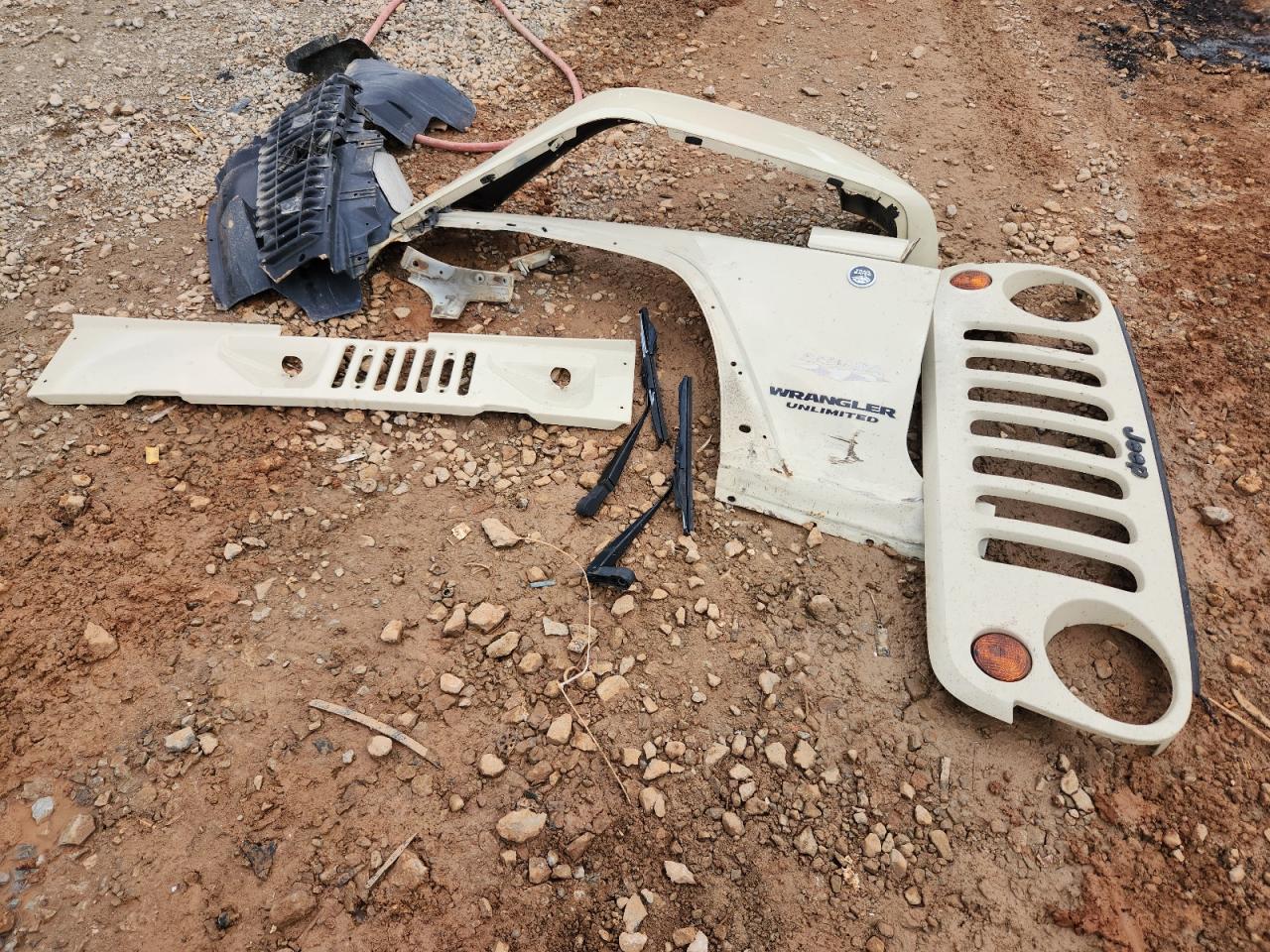 2012 Jeep Wrangler Unlimited Sahara VIN: 1C4BJWEG4CL100250 Lot: 85684385