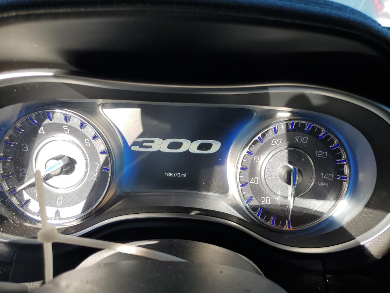 2015 Chrysler 300 Limited VIN: 2C3CCARG4FH736538 Lot: 84786135