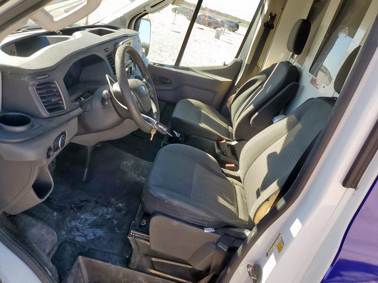 2020 Ford Transit T-250 Utility / Service Truck VIN: 1FTBR2C85LKA30972 Lot: 90887675