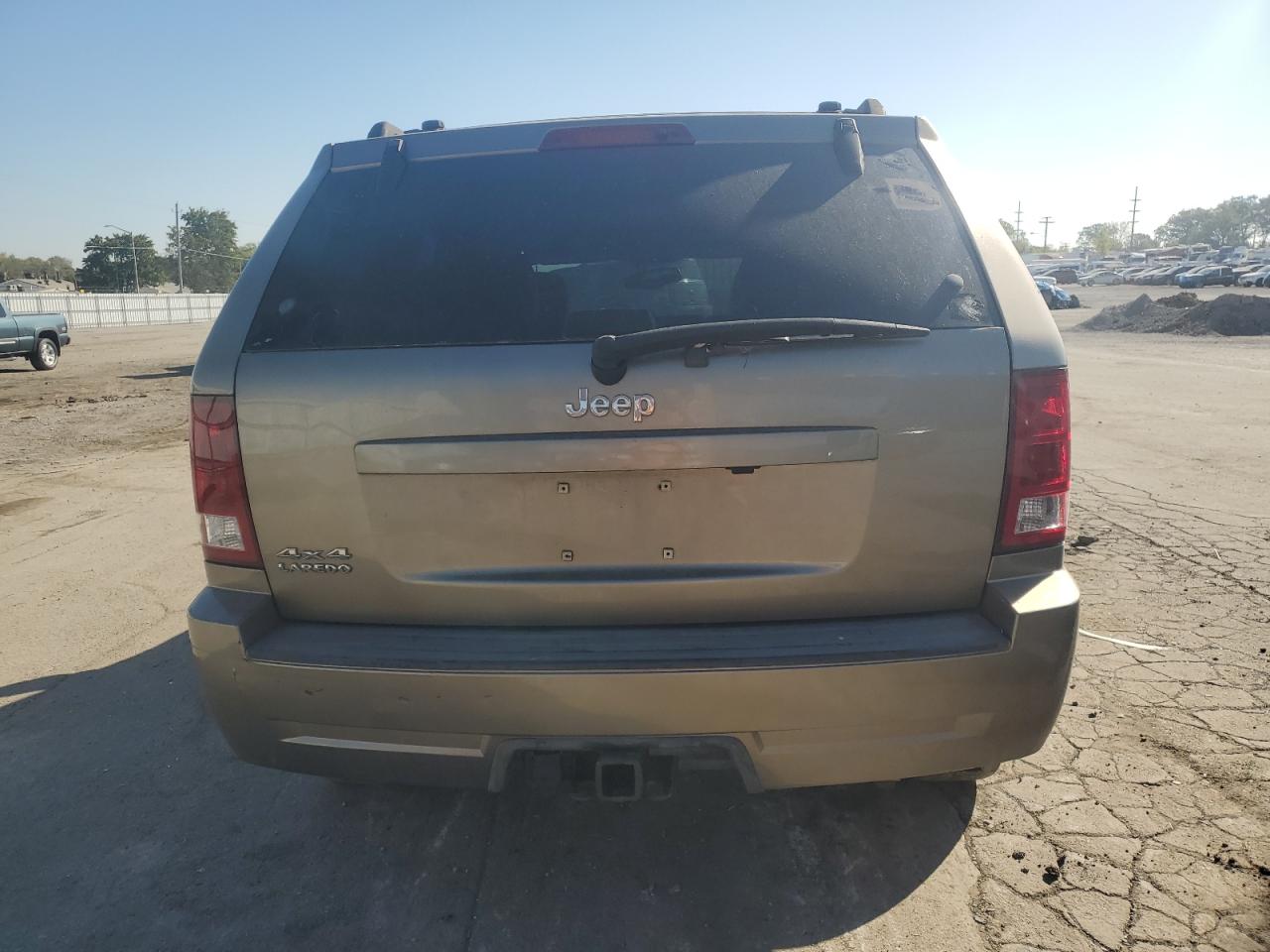 2006 Jeep Grand Cherokee Laredo VIN: 1J8HR48N56C320642 Lot: 82458265