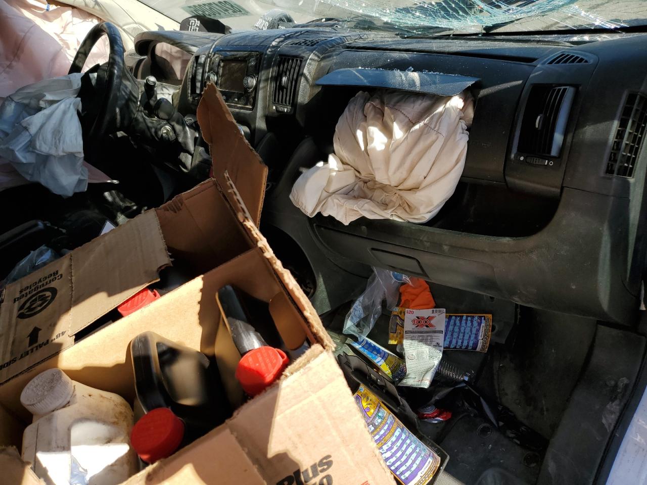 2018 Ram Promaster Van 2500 H VIN: 3C6TRVDG5JE100781 Lot: 82476095