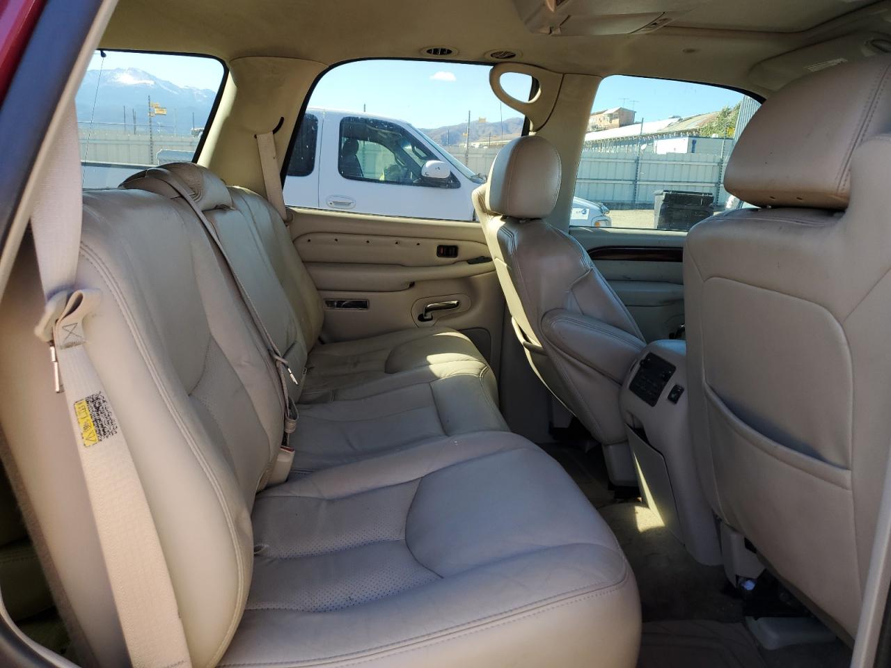 2005 Cadillac Escalade Luxury VIN: 1GYEK63N35R113934 Lot: 86974935