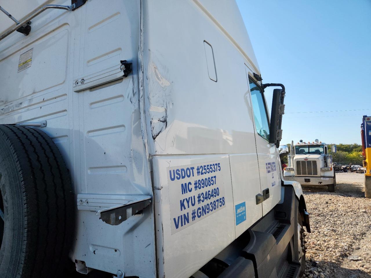 2016 Volvo Vn Vnl VIN: 4V4NC9EH0GN938758 Lot: 81221505