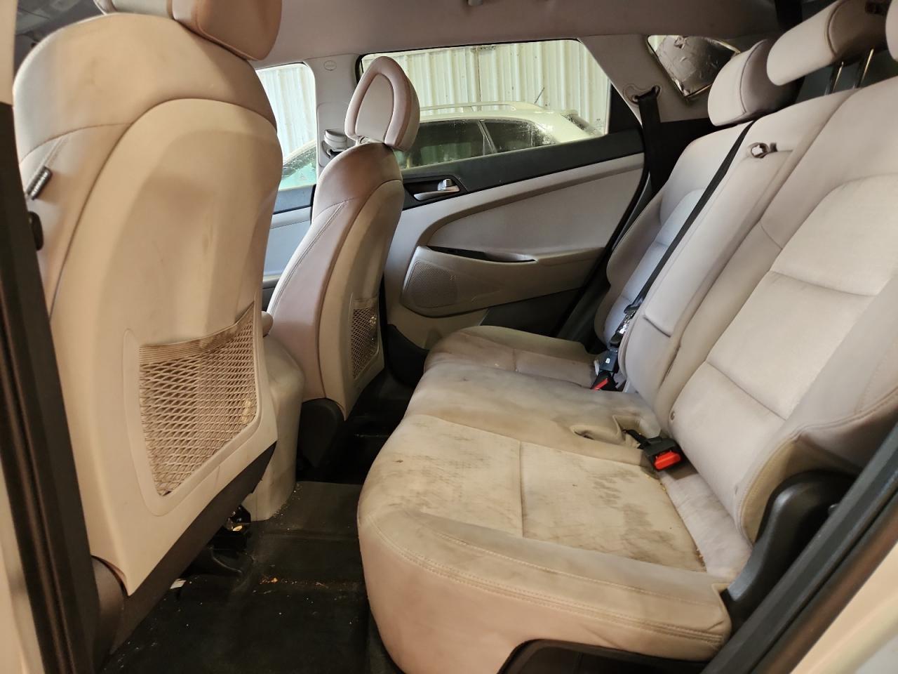 2016 Hyundai Tucson Se VIN: KM8J23A48GU027074 Lot: 82369975