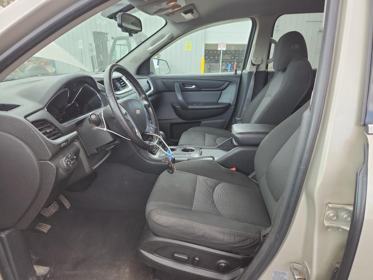 2015 Chevrolet Traverse Lt VIN: 1GNKRGKD4FJ295704 Lot: 85142775