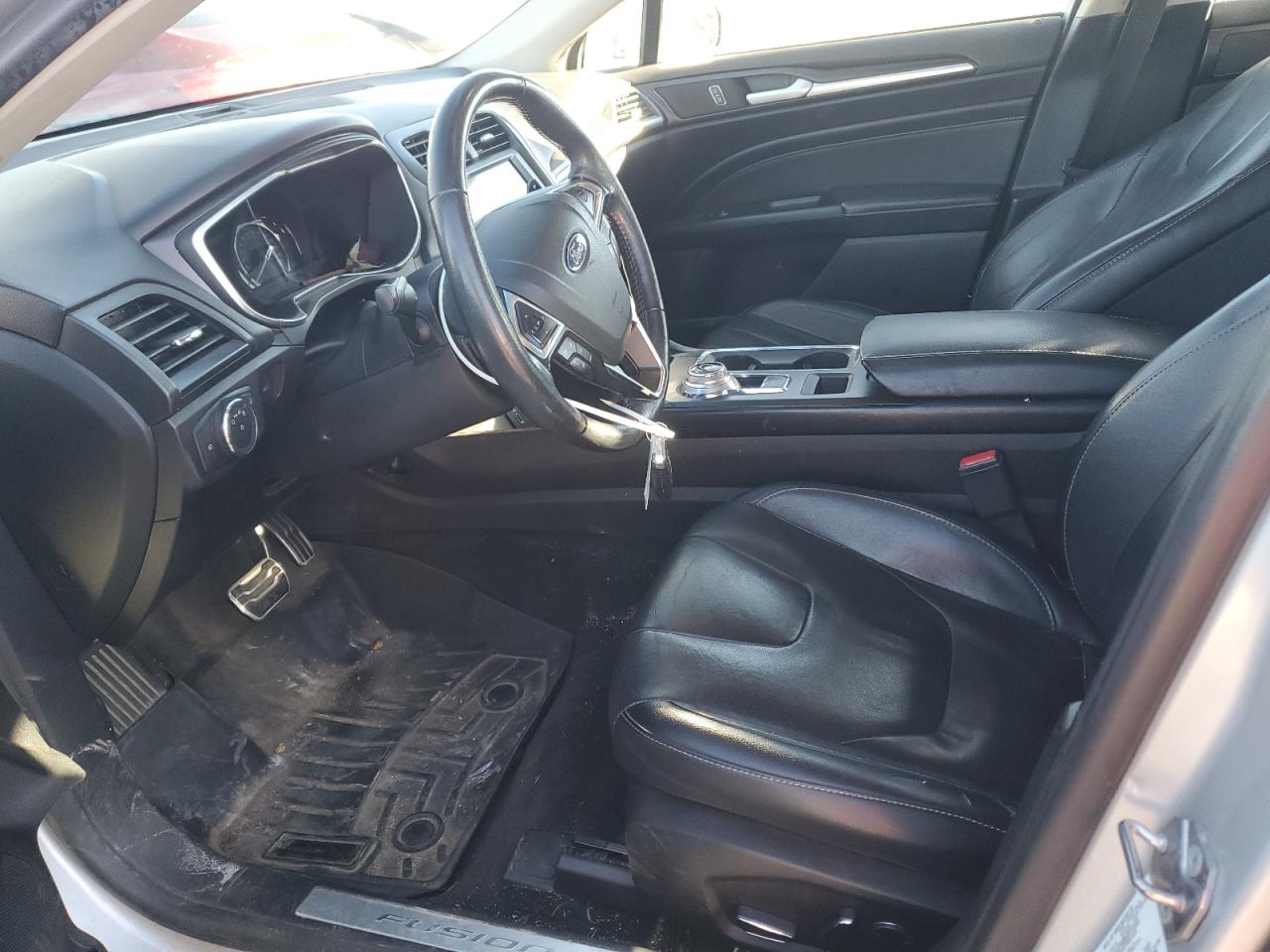 2018 Ford Fusion Titanium/Platinum VIN: 3FA6P0D98JR207158 Lot: 82714195