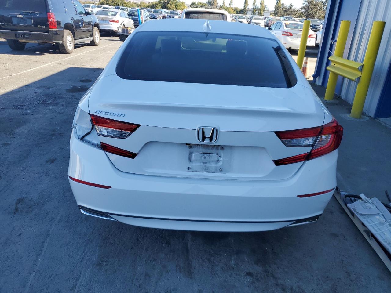 2022 Honda Accord Lx VIN: 1HGCV1F16NA031065 Lot: 86150355