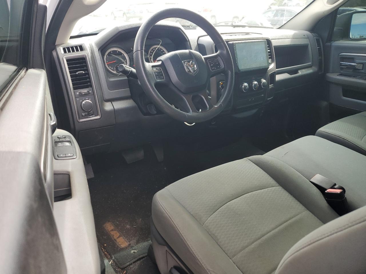 2018 Ram 1500 St VIN: 3C6JR6DT6JG202797 Lot: 84656795