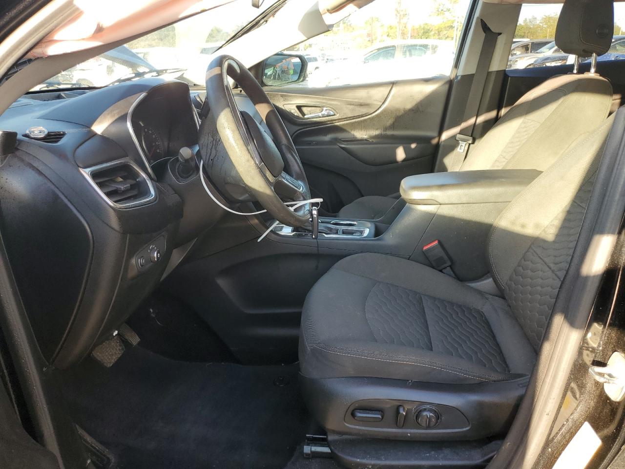 2020 Chevrolet Equinox Lt VIN: 2GNAXUEV8L6142594 Lot: 87243335