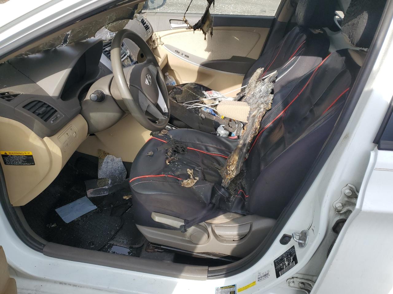 2013 Hyundai Accent Gls VIN: KMHCT4AE0DU369974 Lot: 87107325