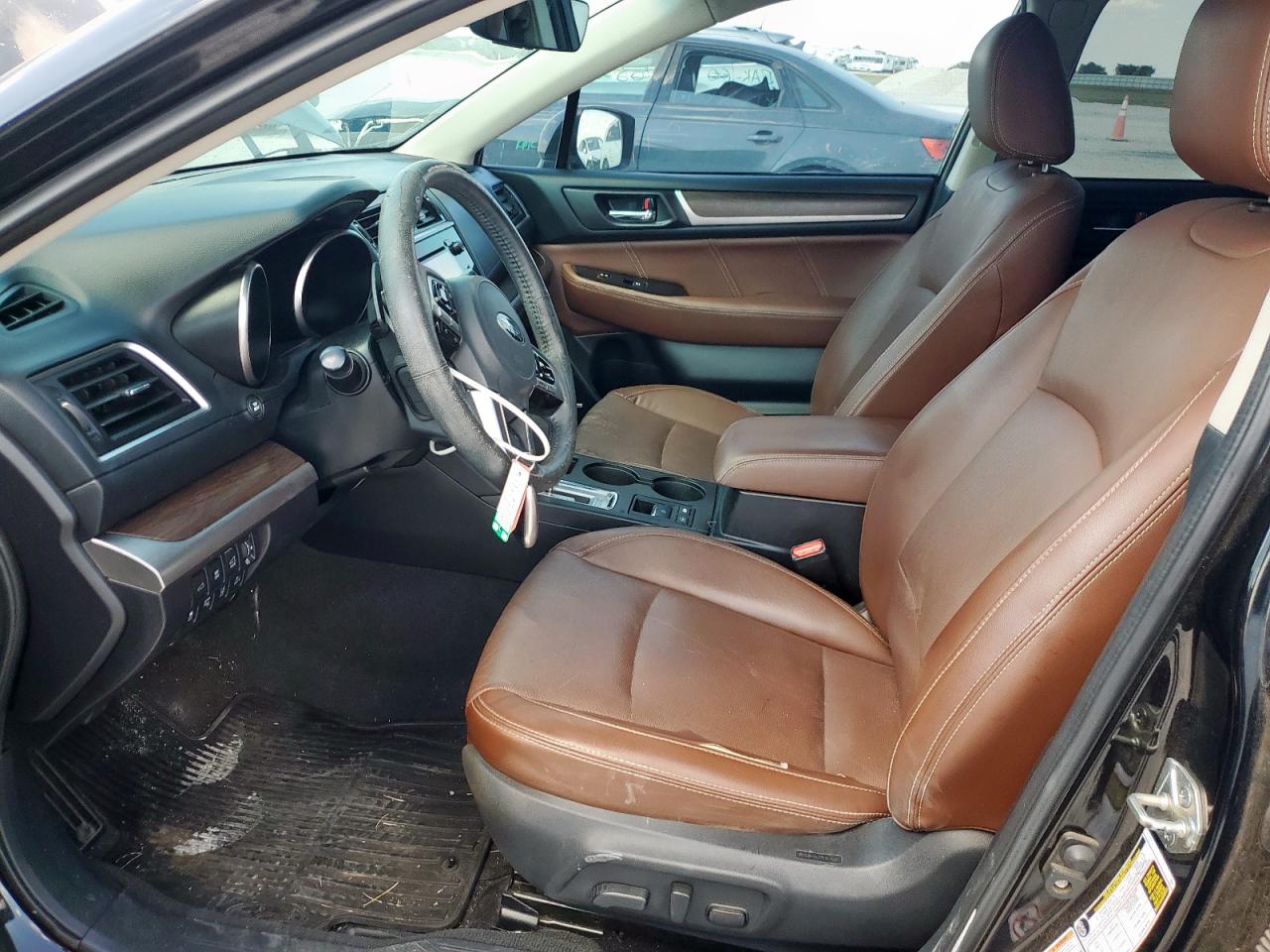 2017 Subaru Outback Touring VIN: 4S4BSATC0H3418255 Lot: 84798825