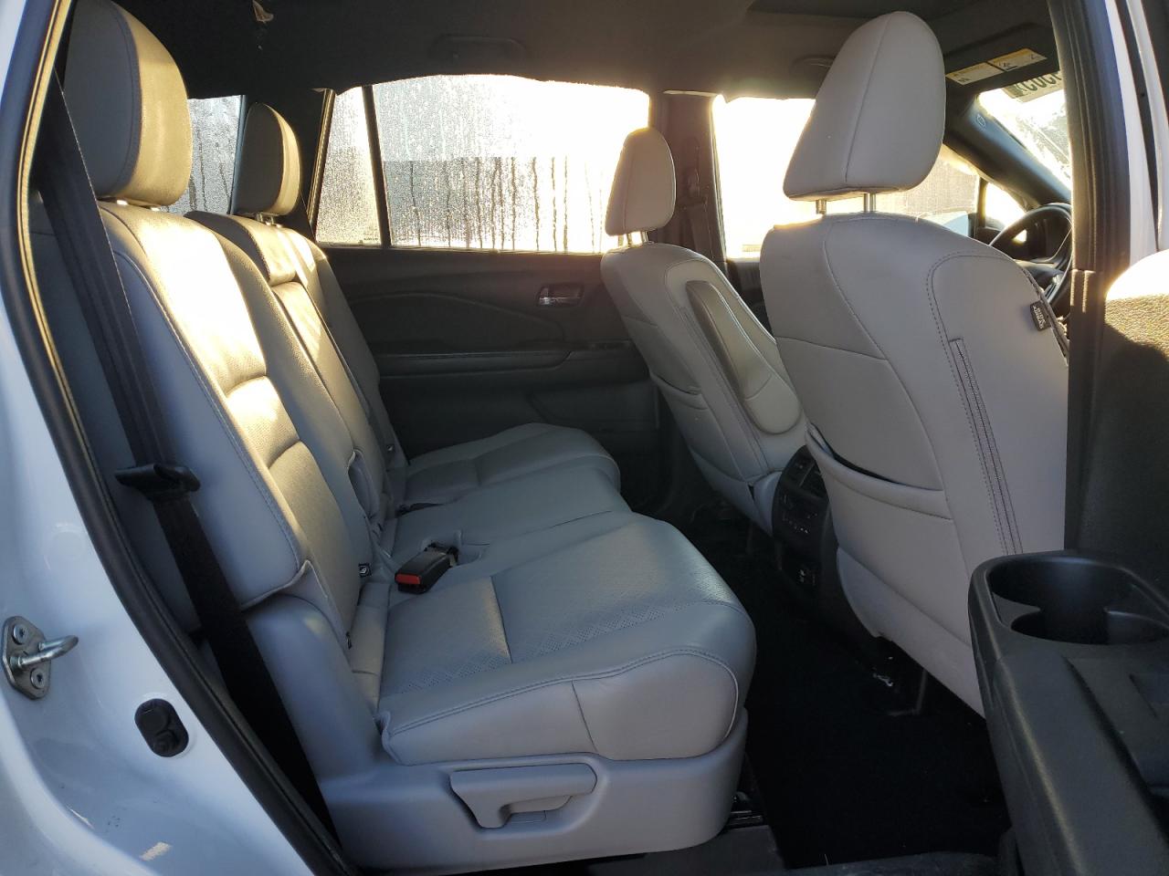 2019 Honda Passport Elite VIN: 5FNYF8H07KB027513 Lot: 90889505