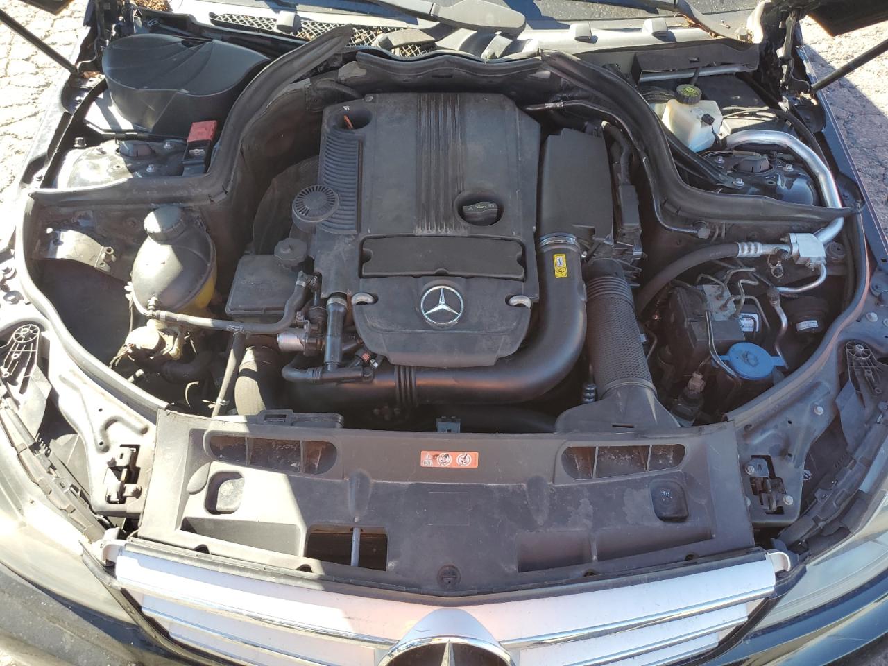 2012 Mercedes-Benz C 250 VIN: WDDGF4HB1CA644377 Lot: 90781745