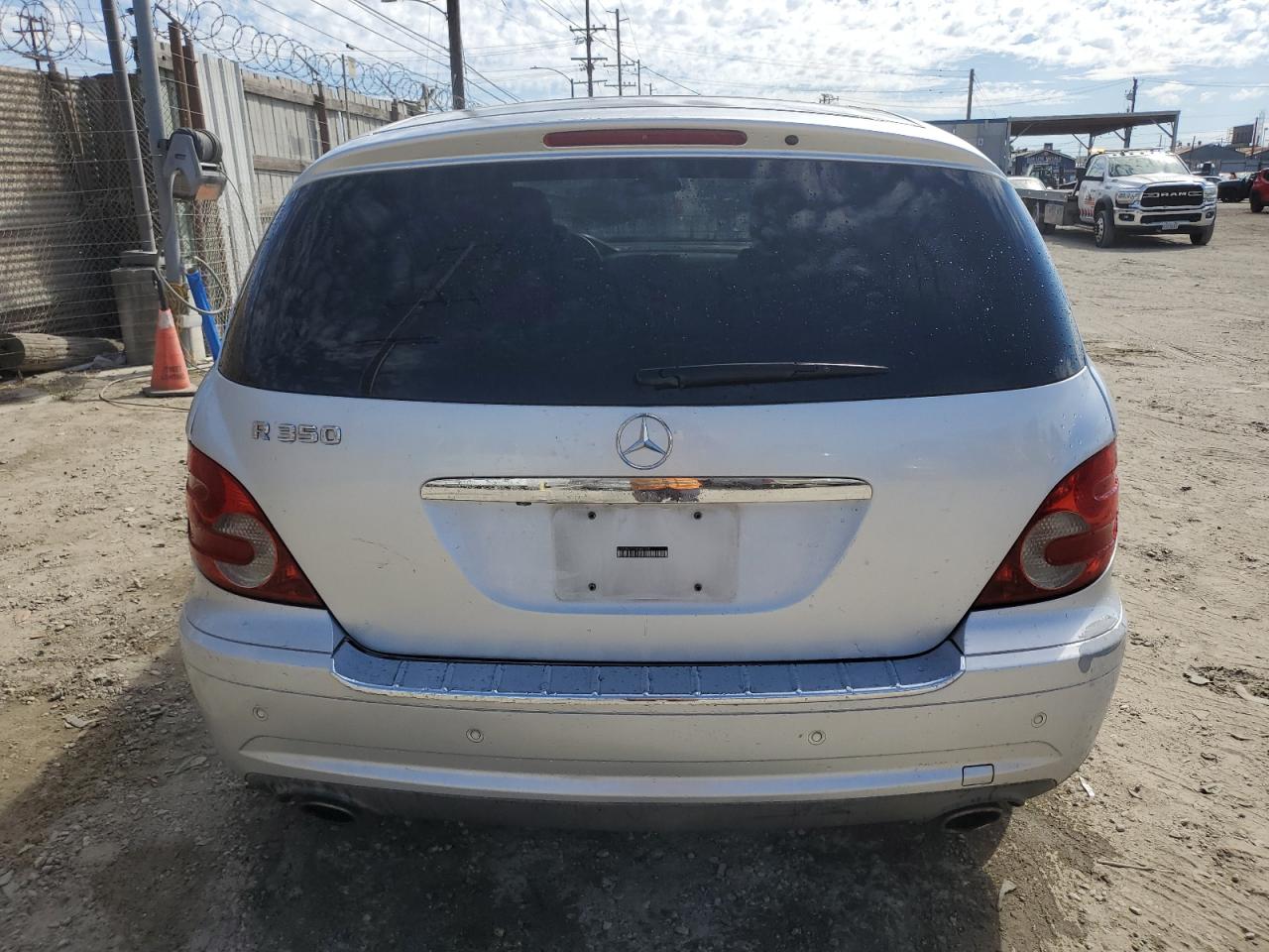 2008 Mercedes-Benz R 350 VIN: 4JGCB56E78A069163 Lot: 82218645