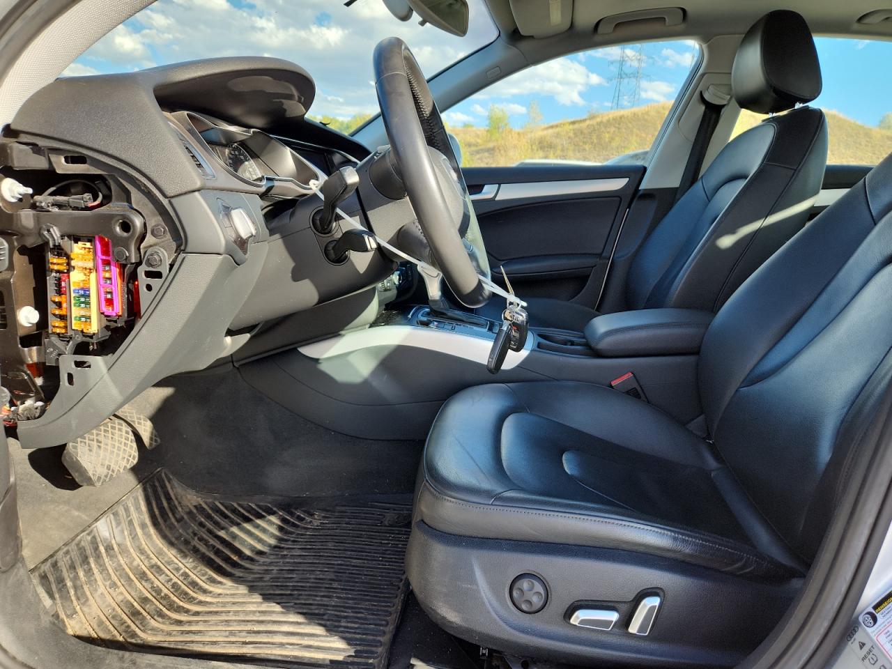 2013 Audi A4 Premium VIN: WAUAFAFL4DN043398 Lot: 85163245