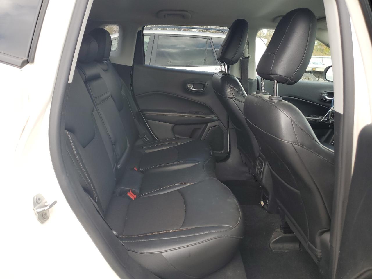 2019 Jeep Compass Latitude VIN: 3C4NJDBB2KT729177 Lot: 86303805