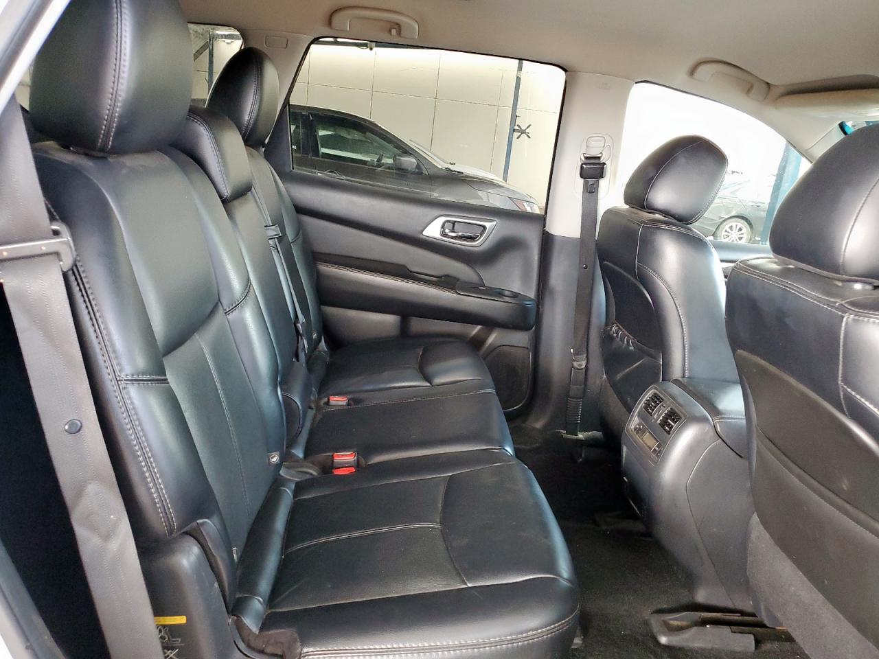 2014 Nissan Pathfinder S VIN: 5N1AR2MMXEC728963 Lot: 86666495